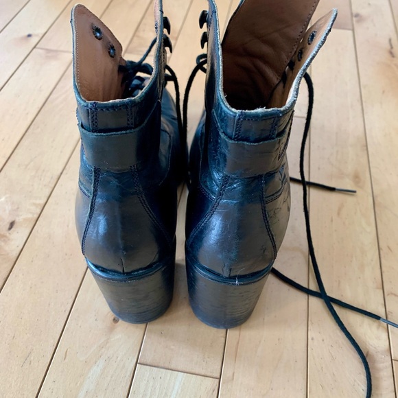 Women's Black Leather Ankle Boots - Picture 4 of 6